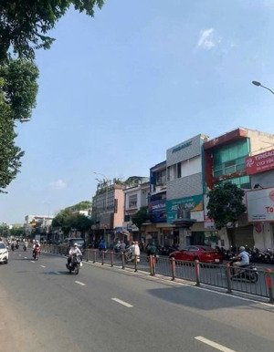 nhà đẹp quang trung gv - ngay khu trung tâm - hẻm ô tô vào nhà - 70m2 (4x17.5) - 4 tầng. chỉ 7,3 tỷ