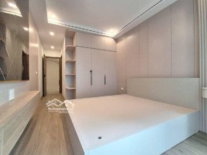 cực hiếm - khuôn tiền 7tỷ - vài bước oto thông - ngõ rộng trung tâm