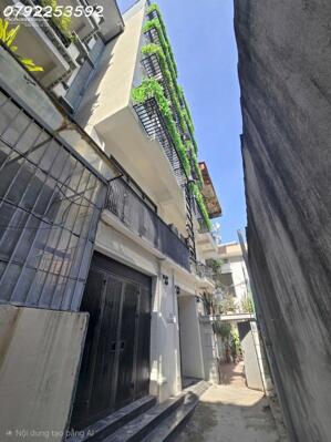 Bán Nhà Nguyễn Ngọc Vũ. Cầu Giấy. Diện tích 92m2. x7 tầng. Mặt tiền 7.2m2. Giá bán 27 tỷ