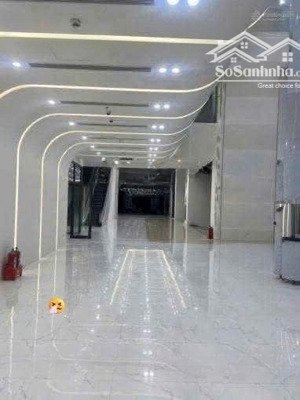 bán sàn tm tòa vp hạng a tòa rox tower 136 hồ tùng mậu. sổ riêng. giá nhỉnh 5 tỷ. lh 