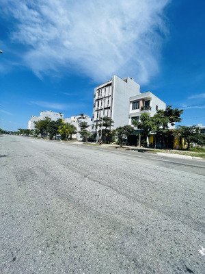 cần bán nhanh lô đất đường nguyễn đức thuận, dt 197m2, giá tốt, lh 