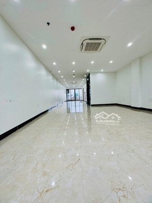 sàn 100 m2 view hồ ngọc khánh, lotte, vinhomes liễu giai 15 triệu mới cứng 100% 