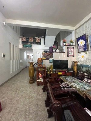 nhà mặt tiền đường 7.5m, sát phạm văn đồng, ngang 5m, chưa qua kd