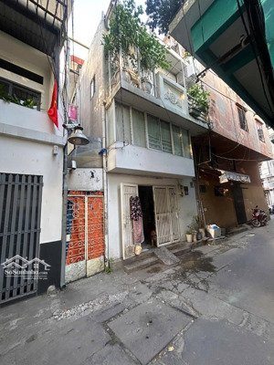 bán nhà hẻm xe hơi vạn kiếp 2 tầng có sân riêng