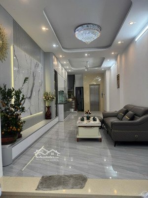 nhà đẹp - thang máy - đường giáp nhị, phường thịnh liệt, quận hoàng mai