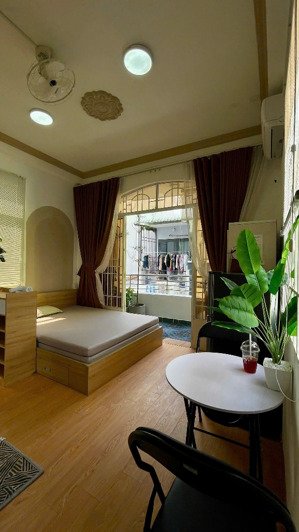 cho thuê phòng ban công nội thất mới trung tâm quận 3 - gần cv tao đàn - đường nguyễn đình chiểu