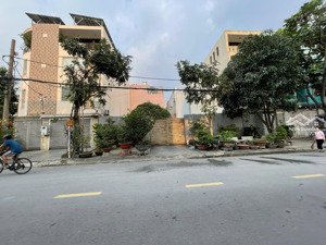 đất khu tên lửa, mt đường 32 ao sen, q. bình tân, 10x20m, 33 tỷ sát aeon mall lh: nga