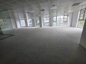 cho thuê mặt bằng văn phòng 7 tầng kinh doanh cafe - mặt phố nguyễn biểu