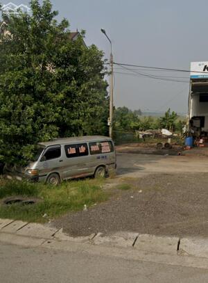 Bán đất mặt đường ql1a gần khu cn gần cây xăng