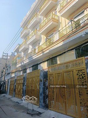 nhà bán khu phân lô, hẻm 8m thông tứ tung, 5 tầng thang máy vi vu, 4,3m x 14m(60m2) lê văn quới,