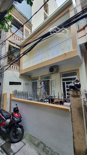 cho thuê nhà 5 phòng ngủ hẻm đường thái nguyên trung tâm thành phố giá 12 triệu/tháng