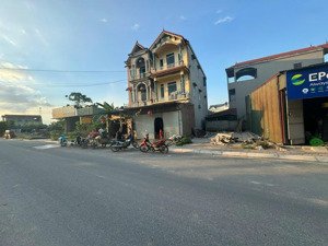 bán mảnh đất trục liên xã kinh doanh sầm uất tại xã thượng vực. diện tích 51,7m2. lh 