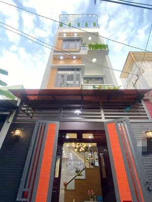 kẹt vốn bán nhà giá 3tỷ530/74,8m2, đường oto phạm ngọc thạch - quận3, cho thuê 25tr, gần hồ con rùa