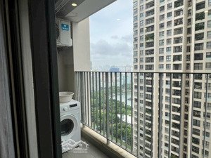 siêu rẻ! bán căn studio full 34m2 - giá 3, 570 tỷ bao hết thuế phí