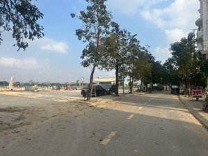 chính chủ gửi bán nhanh lô đất 109m2 x mt 5,5m. tại khu vườn đào 3ha khu vực bậc nhất đông anh.