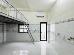 căn hộ dịch vụ có gác - lê văn việt