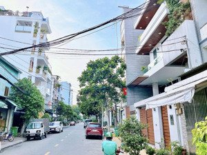 bán nhà mặt tiền khu họ lê, quận tân phú. dt: 4x19,85m - 1 trệt 1 lửng. giá tốt 8,8 tỷ tl