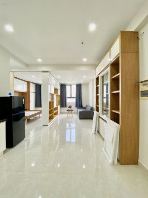 chuẩn bị ra sổ kẹt tiền cần bán nhanh 3pn góc, 78m2, chỉ 2.85 tỷ, tặng nội thất. lh: 