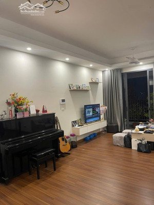 bán căn góc, tầng cao, ban công đông nam dự án stellar garden, giấy tờ đầy đủ sẵn giao dịch