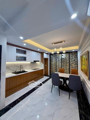 siêu phẩm chdv, thang máy, minh khai 2 mặt tiền trước sau, 9p khép kín, sđcc, full nội thất, 60m2*5