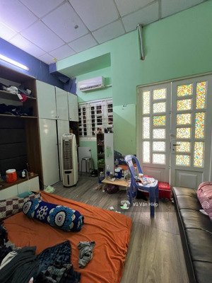 nhà 2 tầng 4pn 2wc ngay bà hom- an dương vương dt 4x13 vuông đẹp k lộ giới bán nhanh 4.55 tỷ.