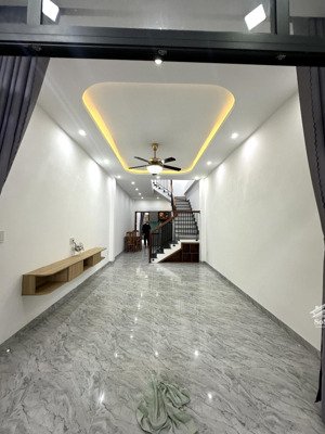 nhà 2 mê kiên cố kiệt ô tô hoàng văn thái - đà nẵng