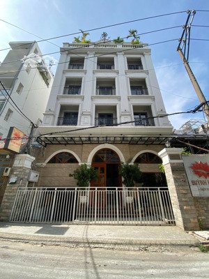 bán tòa nhà - 1 hầm 7 lầu - sư vạn hạnh - khu đẹp nhất q10 - dt 10.5x21m, giá tốt