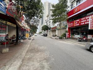 Bán Gấp Shophouse Sông Hồng Gia Lâm 94,5m2, Căn Áp Góc, Kinh Doanh Tốt, Vùng Lõi, Sổ Đỏ Sẵn Sàng