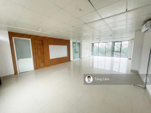 bán tòa nhà văn phòng vũ phạm hàm, thông sàn, ô tô đỗ cửa, 75m*9t, dt 1.5 tỷ/năm