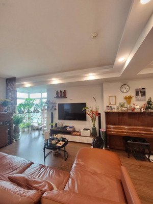 bán căn hộ giá tốt nhất d''le roi soleil, diện tích 128m2, 3 ngủ, sẵn sổ, lh 