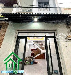 chỉ 4,95 tỷ nhà mới tinh 3 tầng, hẻm xe hơi thông, sát chợ bình long giáp tân phú - dt: 43m 3pn 3wc