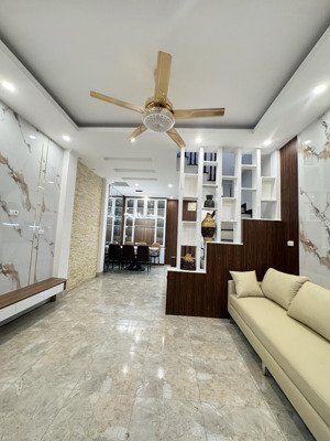 việt hưng , long biên, khu tái định cư chỉ 6.8 tỷ