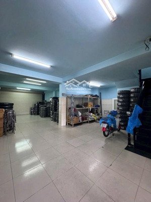 bán nhà 10 tỷ có biệt thự liền kề 5 tầng cho thuê + thang máy , khu phát triển + thuê 60tr/tháng