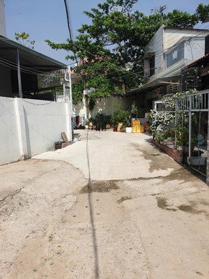 lô đất đẹp phú hữu, quận 9 cũ dt 112m2 full thổ cư - shr. giá bán cực tốt chỉ 3,7 tỷ
