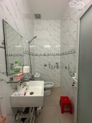 dãy trọ 2 tầng, hẻm thông 6 m, gần lâm văn bền, quận 7. 140 m2, hơn 80 tr/m2