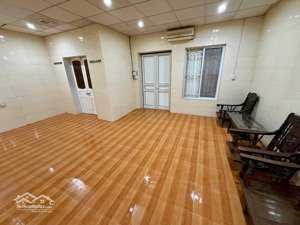 cho thuê nhà riêng lê duẩn 60m² (có sân vườn, nhà mới sửa)