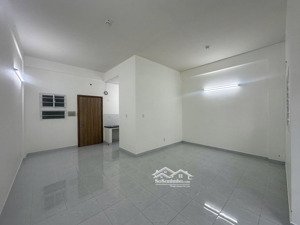 cho thuê căn hộ tầng trệt chung cư nam long hồng phát 38,1m2 trống suốt