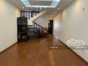 cho thuê mặt bằng văn phòng , ở và kinh doanh online phố ngọc lâm 270m giá 15 triệu / tháng