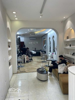 giảm sốc 8tỷ nhà mặt phố trung phụng - xã đàn - đống đa 71,4m²x5t, thang máy 2 mặt thoáng ở hoặc kd