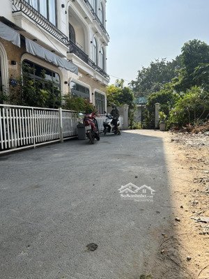 bán đất đường ô tô gần đường nguyễn duy trinh và nguyễn thị định