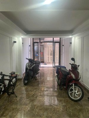 cho thuê nhà 339 minh khai, 50m x 6 tầng, 16,5 triệu/ tháng, 6 ngủ, full nội thất, ô tô, kinh doanh