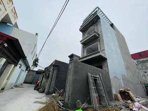 bán nhà ngay sát ngã 6 quán trữ