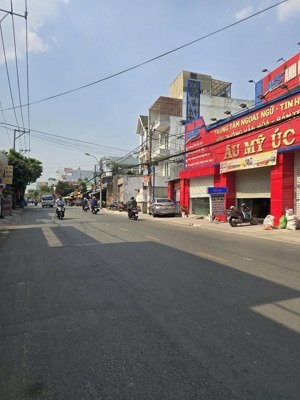 nhà nở hậu 6,3 x 28 mặt tiền nguyễn thị kiểu, ngay lê văn khương, siêu thị metro q12
