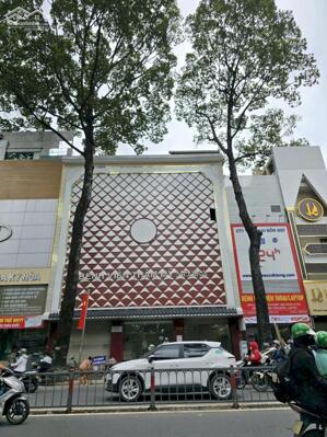 Mặt tiền siêu đẹp BA THÁNG HAI – QUẬN 10, 4.7*25m sẵn Dòng tiền 100tr/tháng chỉ 50 tỷ