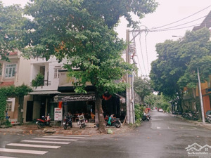 siêu hiếm căn góc ( 5m x20m) trần hưng đạo - đường 20m kinh doanh đa ngành nghề