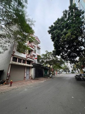 bán nhà việt hưng sát vinhomes riverside dt 74m-mt 5,5m, oto tránh 6 tầng