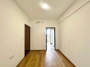 cần cho thuê căn hộ flora mizuki 56m2 giá 8 triệu 2pn/1wc ở liền. lh: minh thanh