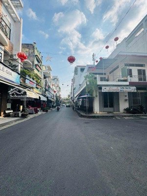 mt an lạc - khu tên lửa - giáp quận 6 - dòng tiền sẵn - (4x13m) 4pn - gần aeon mail - chỉ: 8.9 tỷ