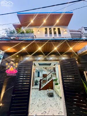  NHÀ ĐẸP CĂN GÓC 2 MẶT HẺM ( KO LỘ GIỚI )