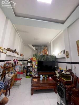 Bán nhà Phạm Văn Chiêu , hẻm rộng trước nhà, gần siêu thị Emart, 44m2, nhỉnh 4 tỷ